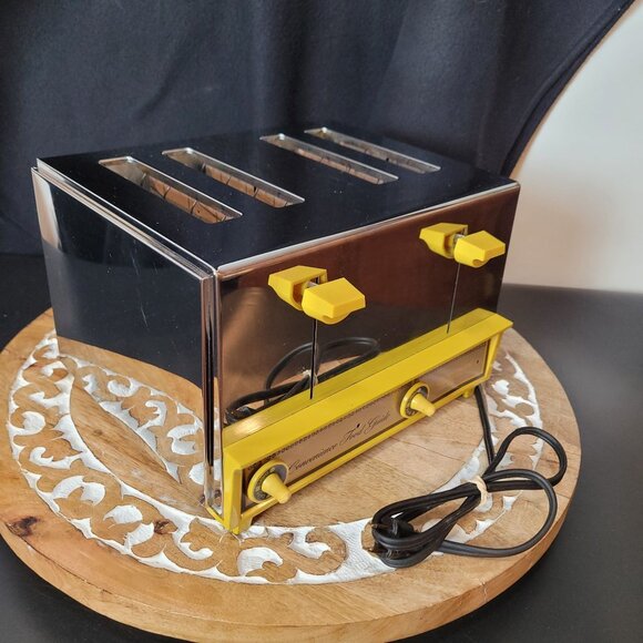 Vintage Sears & Roebuck 4-Slice Toaster Chrome & Yellow Retro Kitchen Appliance - Picture 2 of 16
